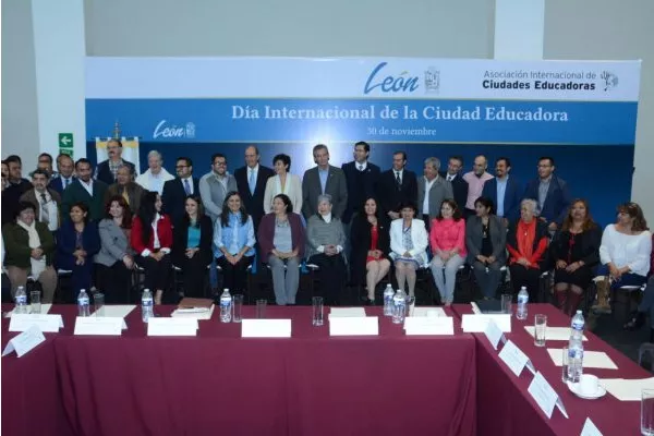 León celebra el Día Internacional de la Ciudad Educadora