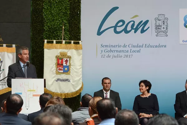 León recibe al Seminario Ciudad Educadora y Gobernanza Local