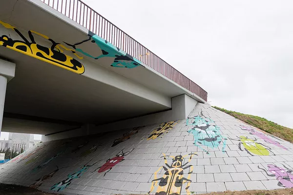 Rosario Puentes, arte público de acá hasta allá.