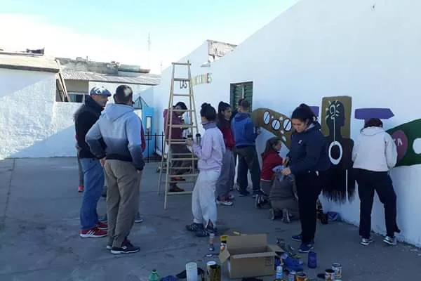 Bulnes Pintando Murales