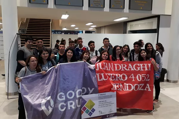 Ganadores del concurso Conviviendo en una Ciudad Educadora visitaron Rosario