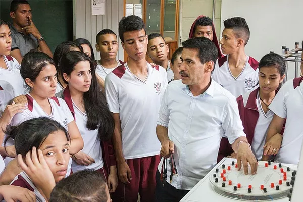 Media Técnica en Medellín