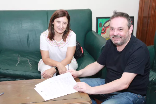firma de acuerdo con la U.N.R II